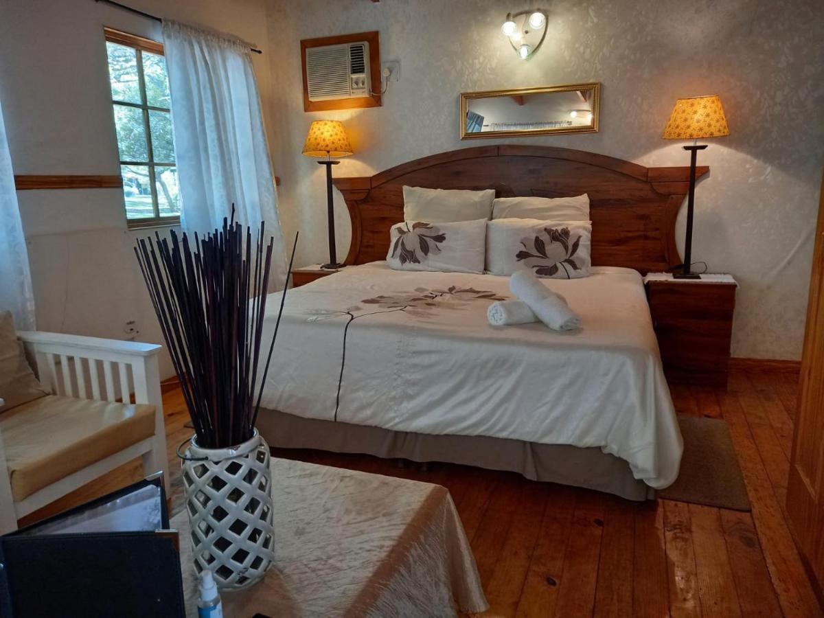 Acacia Bush Lodge ピーターマリッツバーグ エクステリア 写真
