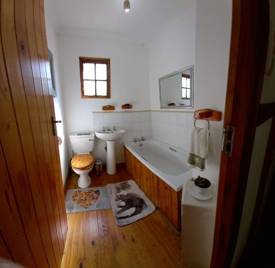 Acacia Bush Lodge ピーターマリッツバーグ エクステリア 写真